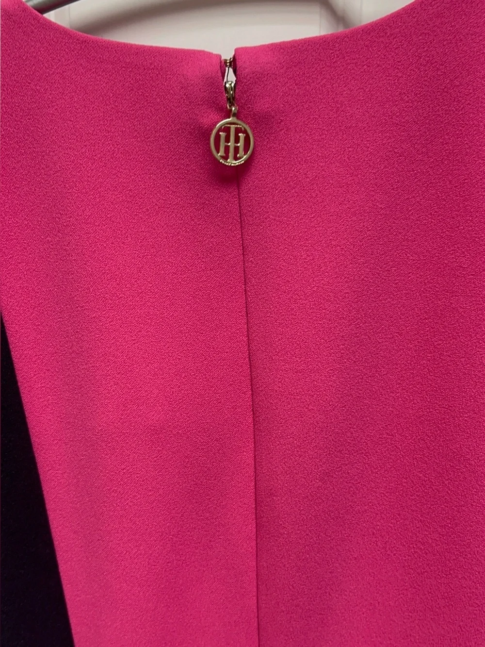 Tommy Hilfiger sleeveless Pink and Black color-block sheath dress NWT Size 4 - Picture 6 of 6